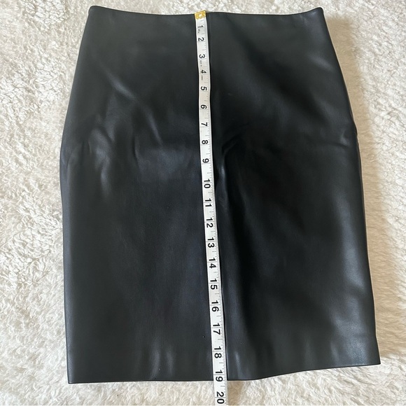 All Saints Axel Faux Leather Zip Front Skirt Black Classic Edge Size 8 - Picture 5 of 12